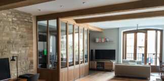 La Verrière en Bois : Sublimez Votre Intérieur avec Charme et Lumière verriere bois (4)