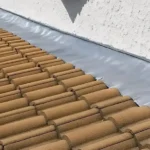 Poser un solin contre un mur crépis sans infiltration : le guide complet