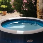 Comment nettoyer un spa gonflable très sale (même après des mois d’abandon) spa