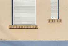 Volet roulant PVC ou aluminium : le vrai écart, au-delà du prix affiché