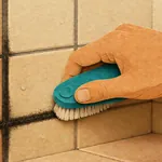 Joints de carrelage noircis : pourquoi le vinaigre et le bicarbonate ne les blanchiront pas